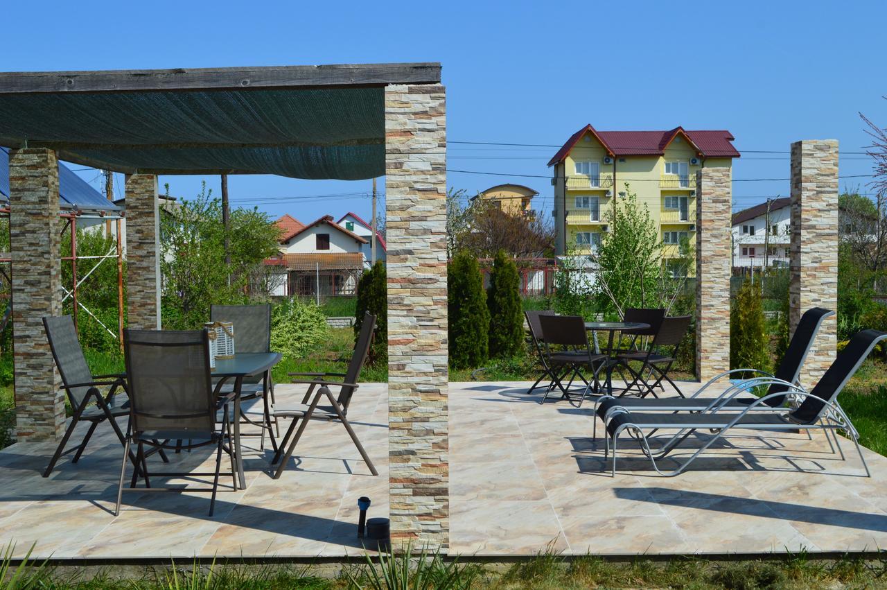 Cabane De Lemn Costineşti Exteriér fotografie